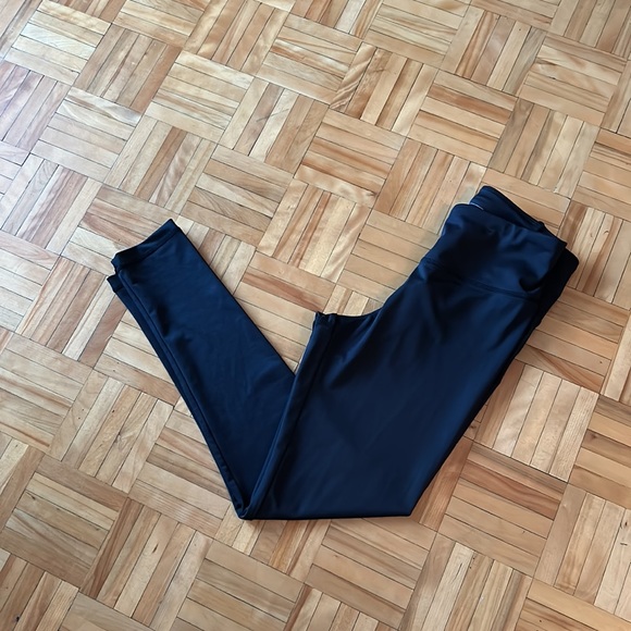 INFINITE performance legging black size medium - Picture 2 of 8